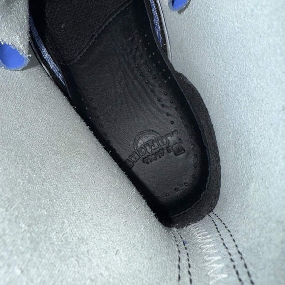 Dr. Martens 1460 Womens Blue Boots Size 6 Patent Leather Boots NWOB C - Picture 8 of 10